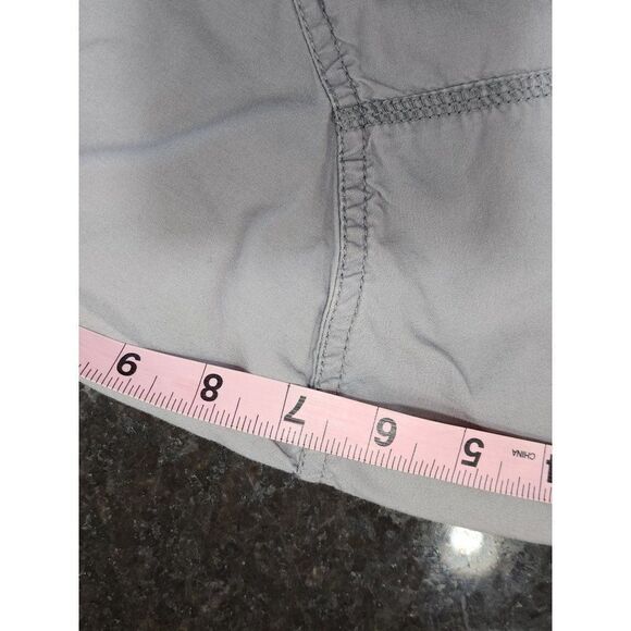 Converse Short Sleeve Button Down down Gray Shirt in Large - Picture 6 of 7